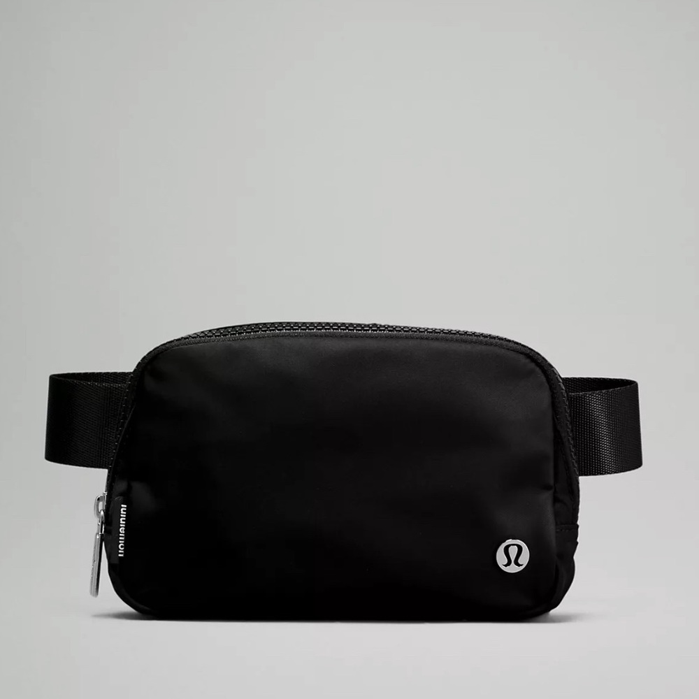Lululemon Everything Belt Bag